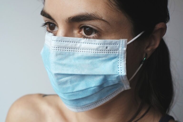 Mascherine antivirus, la nostra prima arma contro il Covid