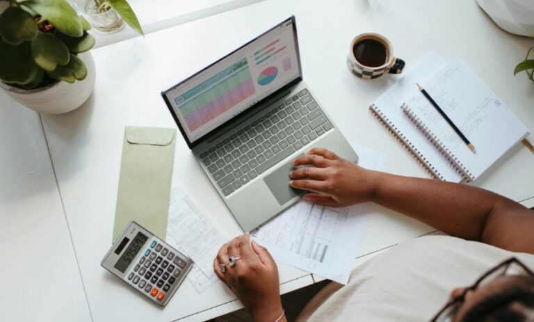 Digital transformation per PMI: strumenti essenziali e casi di successo