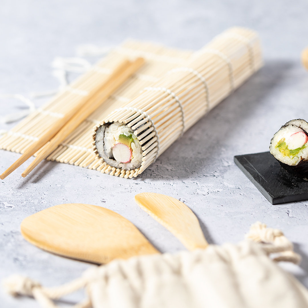 Kit Per Sushi 2 Tappetini In Bamb&ugrave; - Per Rotoli Sushi Fatto In Casa, Con Cordoncino - Gadget Cucina Giapponese