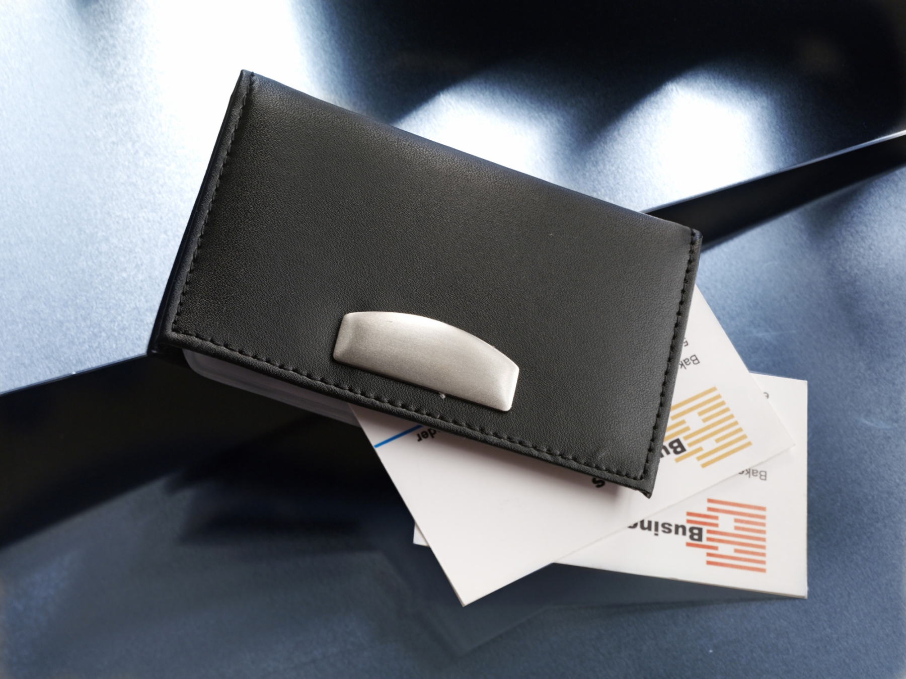 Porta Carta Di Credito A Forma Di Bacchetta Magica Retrattile In Stampa 3D, Per Pagamenti Contactless E Scherzi A Tema Rave E Festival