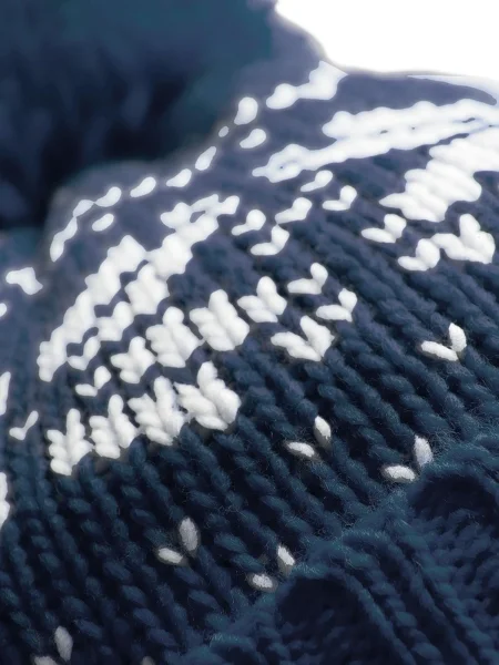 cappello-con-pon-pon-personalizzabile-beechfield-fair-isle-snowstar-french-navy-white-33.webp