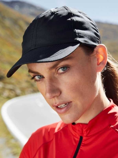 Cappellino adulto 6 pannelli personalizzato Myrtle Beach Coolmax
