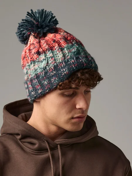 cappello-invernale-con-pon-pon-personalizzabile-beechfield-corkscrew-pom-pom-27.webp