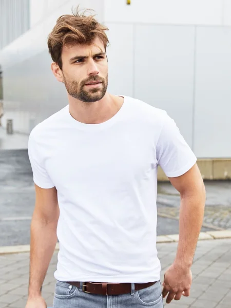 maglietta-da-uomo-personalizzata-james-nicholson-basic-t-man-180-191.webp