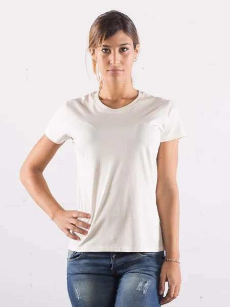 t-shirt-starworld-gold-label-ladies-retail-t-shirt-12.webp