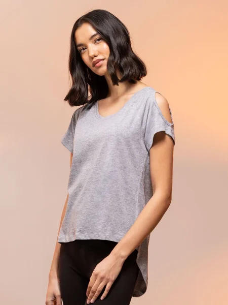 maglietta-donna-personalizzata-skinnifit-drop-tail-t-6.webp