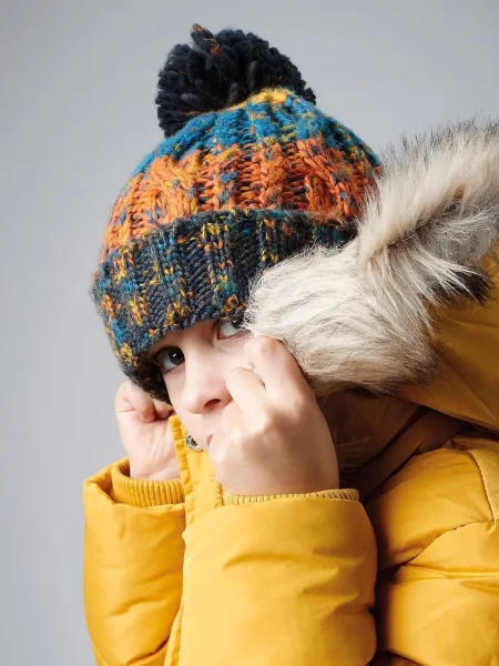 cappello-invernale-bambino-personalizzato-beechfield-junior-corkscrew-beanie-2.webp