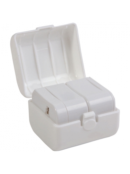 A_d_Adattatore-prese-universale-con-custodia-in-plastica-2_1.jpg