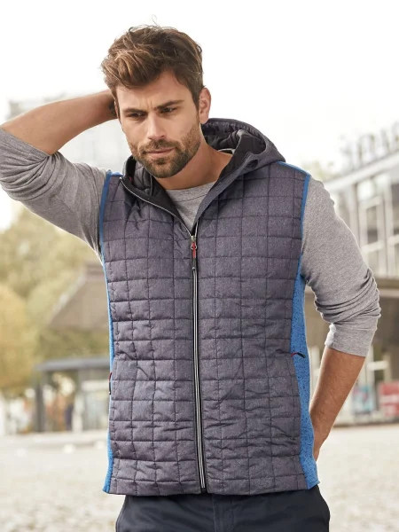 gilet-con-cappuccio-da-uomo-personalizzato-james-nicholson-knitted-hybrid-vest-23.webp