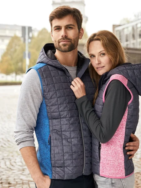gilet-con-cappuccio-da-uomo-personalizzato-james-nicholson-knitted-hybrid-vest-28.webp