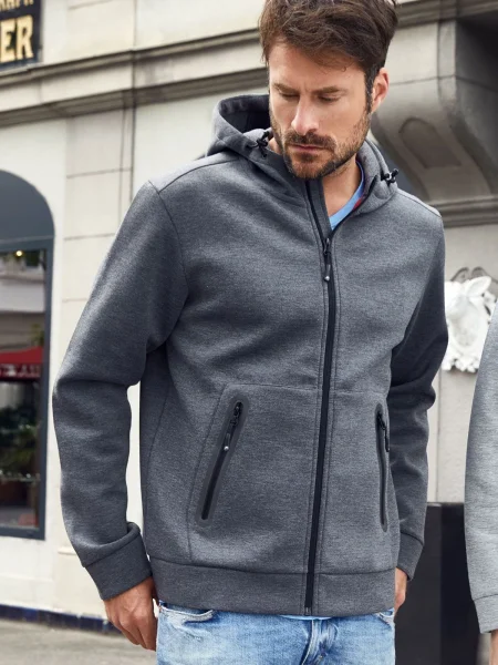felpa-con-zip-personalizzata-con-cappuccio-e-tasca-marsupio-18.webp
