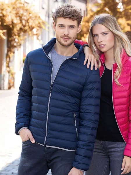 giubbini-personalizzati-per-uomo-leggeri-antivento-47.webp