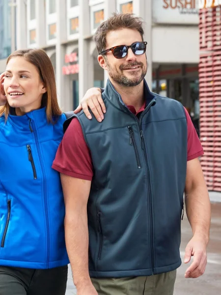 gilet-da-uomo-in-softshell-personalizzato-james-nicholson-mens-softshell-vest-32.webp