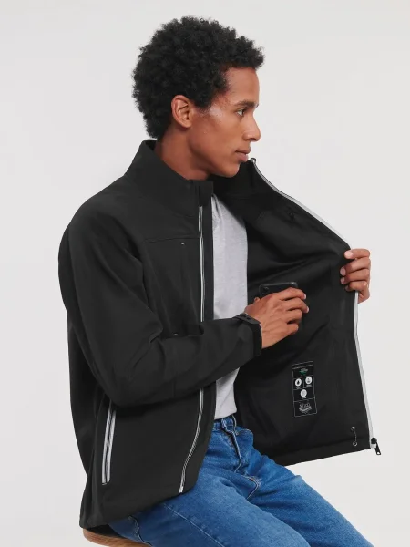 softshell-uomo-idrorepellente-personalizzabile-rusell-mens-bionic-jacket-3.webp