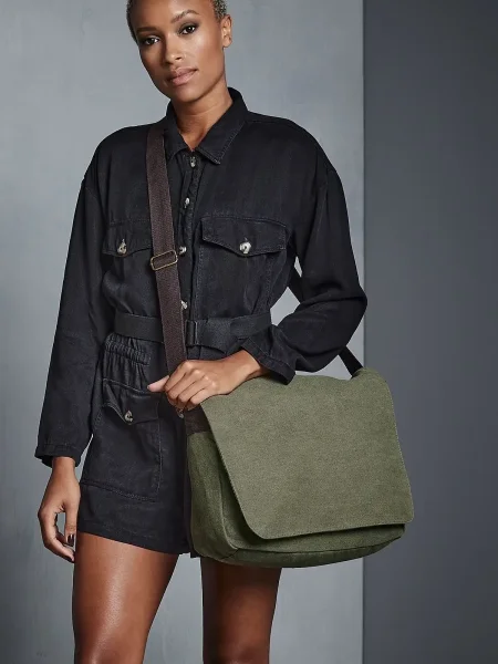 borsa-a-tracolla-personalizzata-quadra-vintage-canvas-despatch-bag-2.webp