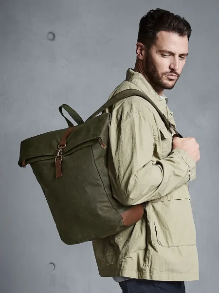 zaino-classico-porta-pc-quadra-heritage-waxed-canvas-2.webp