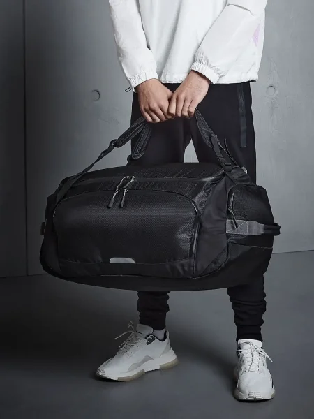 borsone-zaino-personalizzato-quadra-slx-60-litre-haul-bag-3.webp