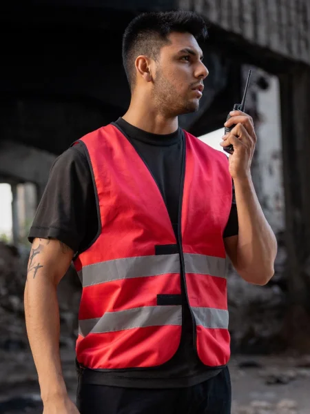 gilet-da-lavoro-alta-visibilita-con-quattro-fasce-riflettenti-korntex-hannover-88.webp