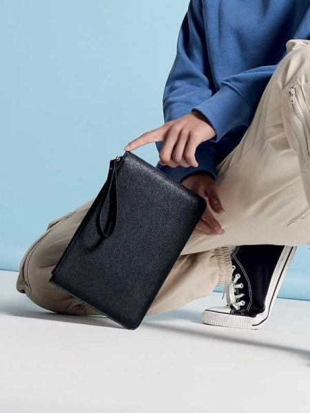 Pochette personalizzate new arrivals