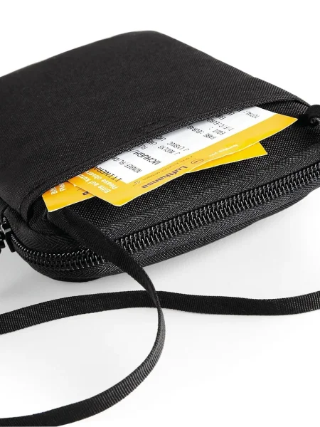 portadocumenti-da-viaggio-personalizzato-bag-base-travel-wallet-7.webp