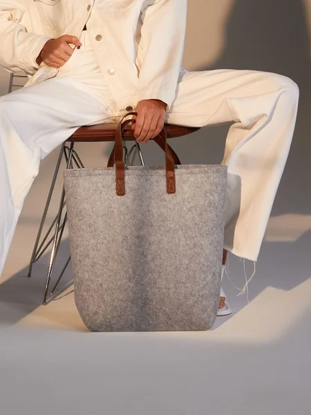 shopper-in-poliestere-personalizzata-bag-base-premium-felt-12.webp