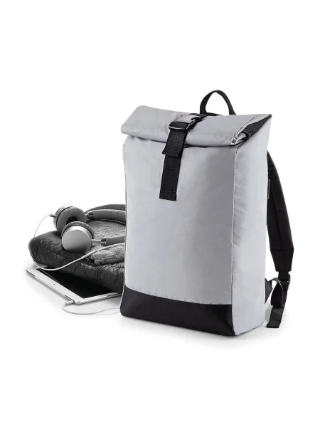 zaino-roll-top-personalizzato-bag-base-reflective-roll-top-backpack-silver-reflective-29.webp