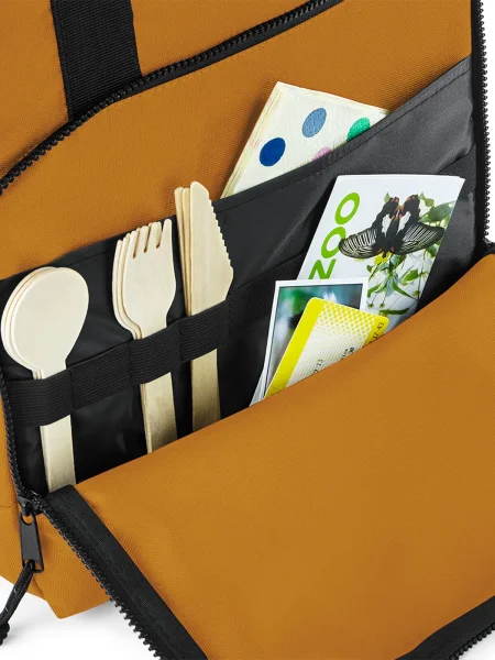 zaino-termico-in-poliestere-riciclato-personalizzato-bag-base-recycled-twin-handle-cooler-backpack-16.webp
