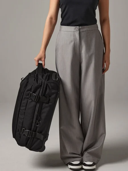 trolley-personalizzato-bag-base-escape-carry-on-wheelie-10.webp