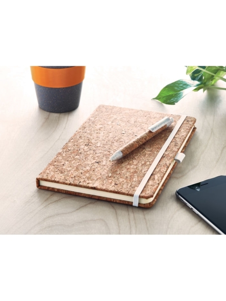 Taccuino con penna ed elastico A5 personalizzato Suber Set