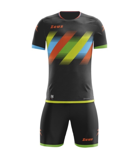 9_divisa-calcio-personalizzata-zeus-online-stampasi-nero-arancio-fluo.jpg
