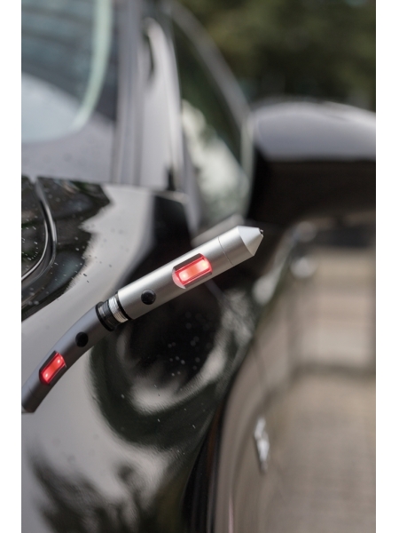 Attrezzo multufunzione da auto personalizzato Cob