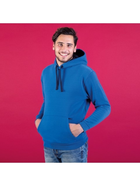 Felpa uomo con cappuccio foderato e tasche a marsupio