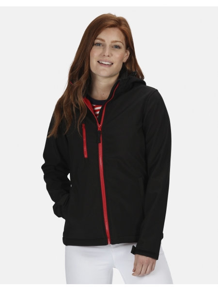 Giacca softshell donna personalizzabile Regatta Professional