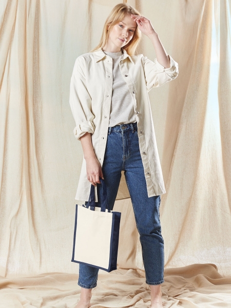 3_shopper-gallery-canvas-gift-bag.jpg