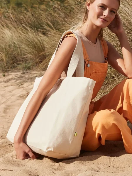 shopper-personalizzate-in-cotone-organico-marina-40x39x19-cm-4.webp