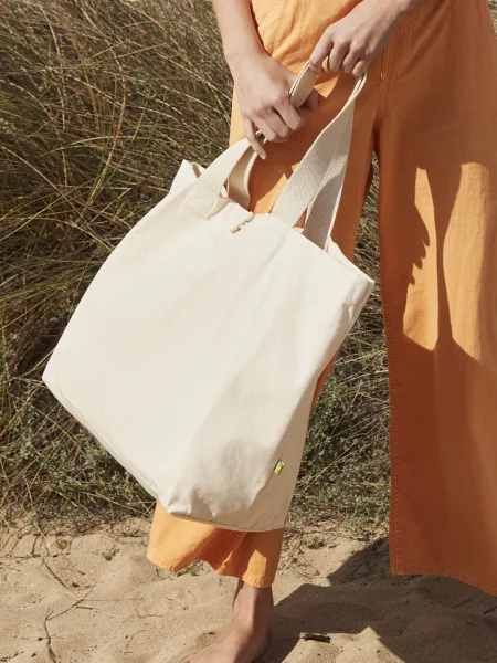 shopper-personalizzate-in-cotone-organico-marina-40x39x19-cm-44.webp
