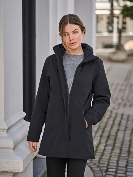parka-donna-invernale-personalizzato-tee-jays-7.webp