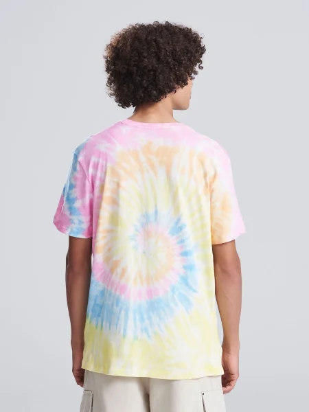 t-shirt-personalizzate-colorate-alla-moda-20.webp