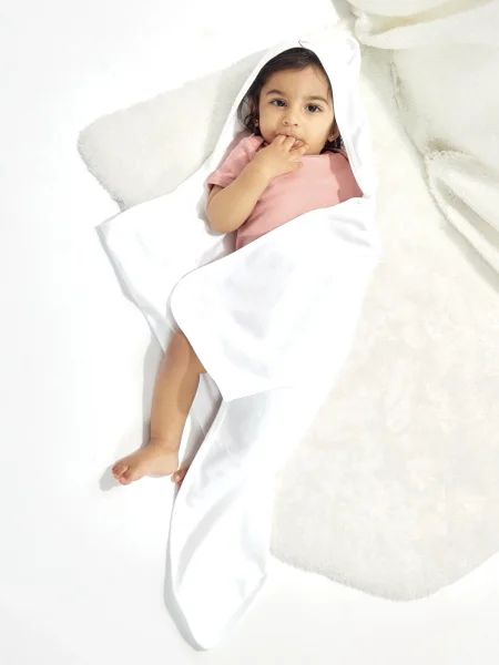 copertina-personalizzata-neonato-cotone-organico-babybugz-organic-hooded-blanket-8.webp