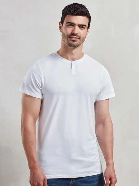 maglietta-con-logo-per-uomo-in-tessuto-riciclato-11.webp