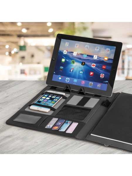 C_a_Cartella-portablocco-con-power-bank-cm.-23_5x31x3-3.jpg