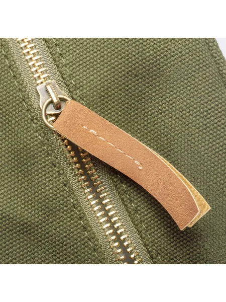 beauty-case-personalizzato-demi-design-milano-isola-cosmetic-verde-scuro-12.webp