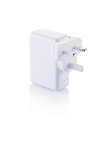 1_adattatore-da-viaggio-con-quattro-porte-usb.jpg