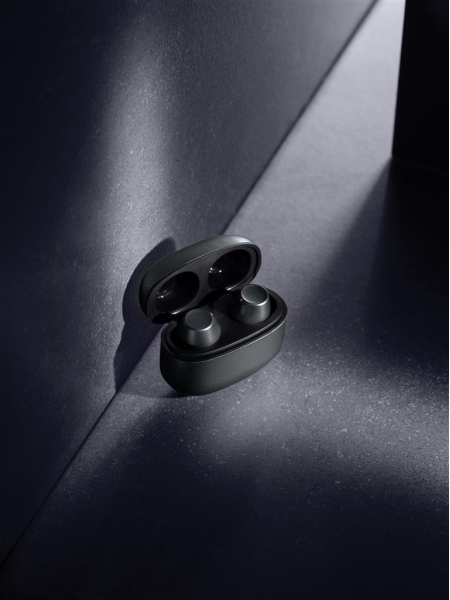 Auricolari wireless in alluminio riciclato personalizzati Terra Charlton