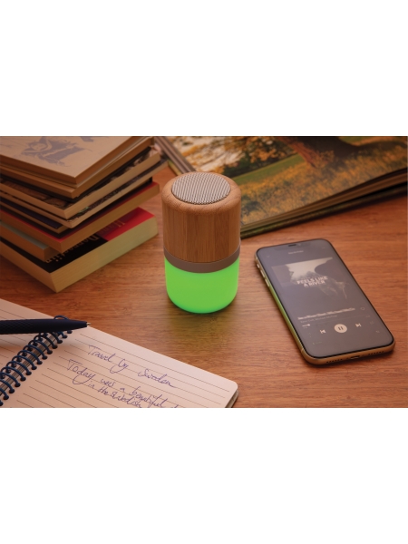 Speaker 3W in bamboo con luce personalizzato Cary
