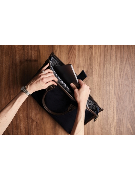 4_borsa-porta-pc-vinga-personalizzabile-con-logo-stampasi.jpg