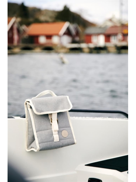 3_borsa-termica-da-viaggio-in-rpet-vinga-sortino.jpg