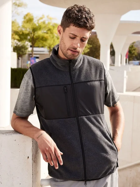 gilet-uomo-in-pile-james-nicholson-28.webp