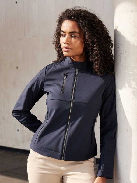 Giacca in softshell donna personalizzata James & Nicholson