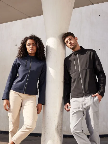 giacca-sportiva-donna-in-softshell-james-nicholson-19.webp